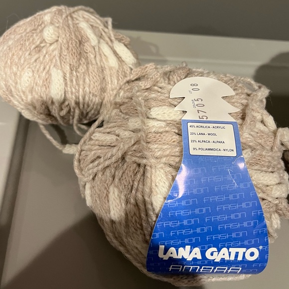 NWT Seven skeins of Lana Gatto Yarn + Bonus two skeins opened/used - Picture 7 of 7